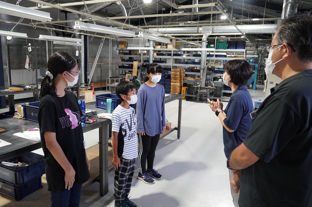 夏休み小学生包丁作り体験
