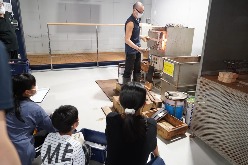 夏休み小学生包丁作り体験
