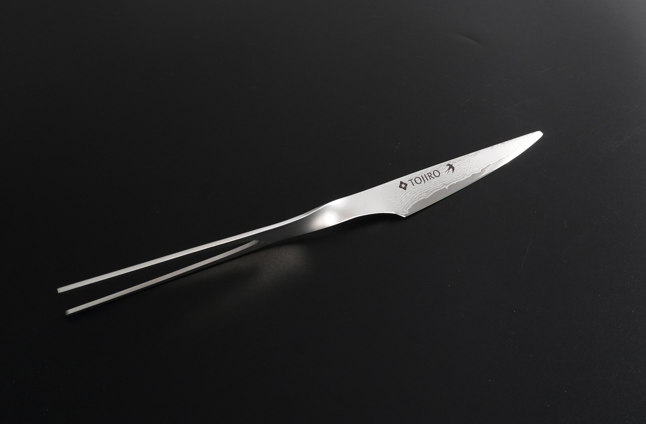 TOJIRO DESIGN AWARD 2022最優秀作品「エンビ」